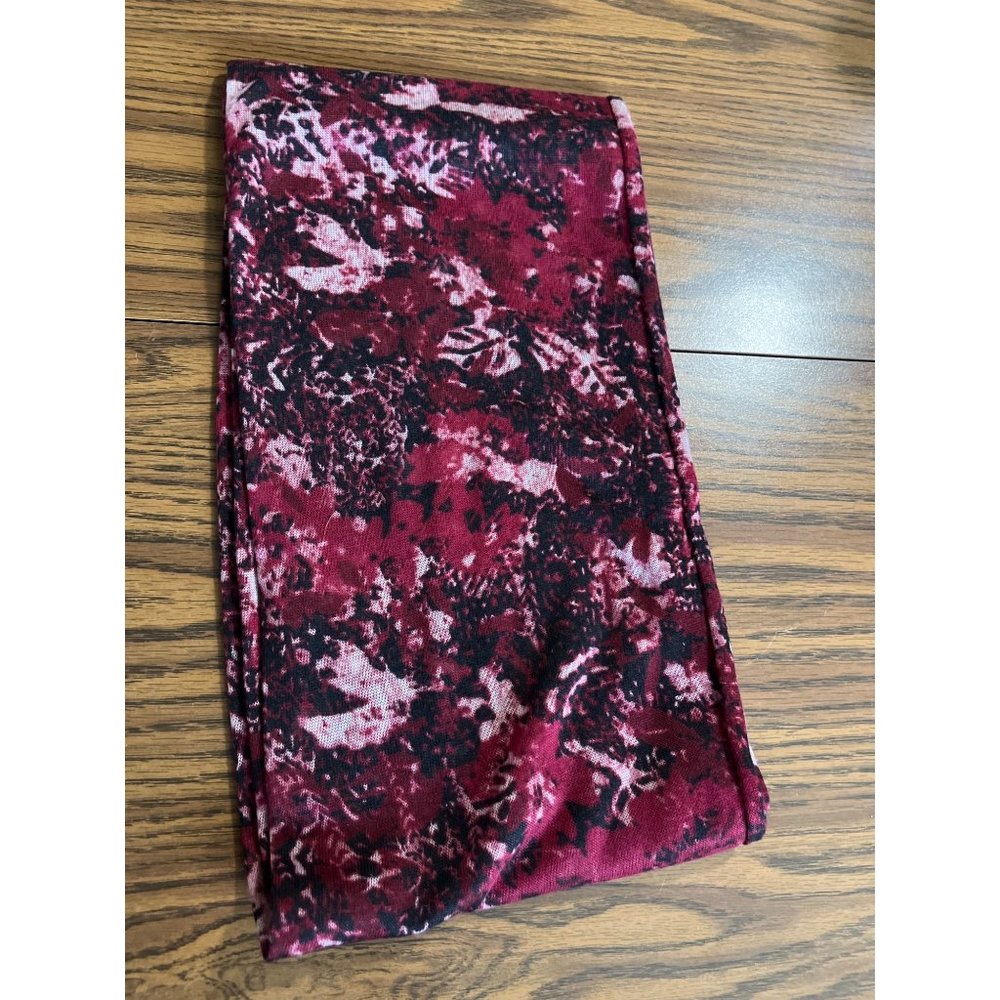 Abstract floral leaf design infinity scarf burgundy cream black